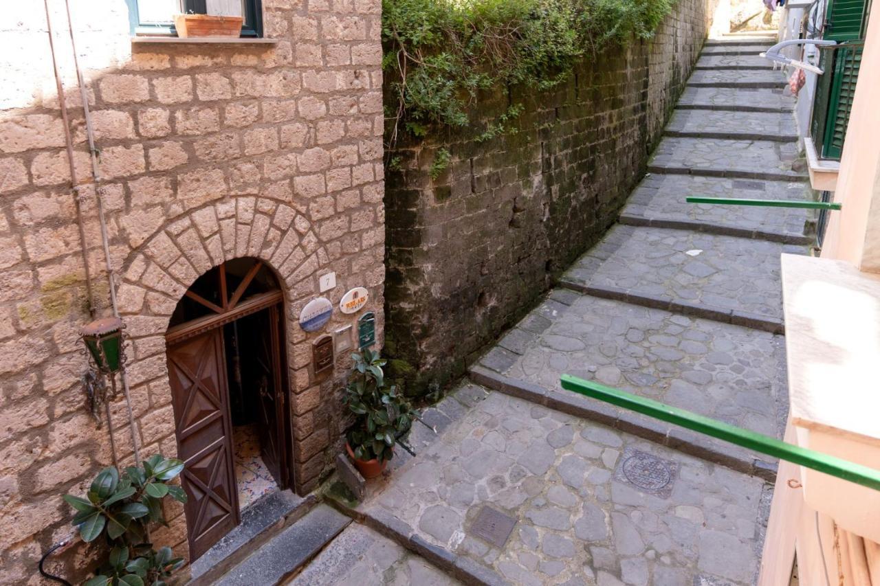 Relais Del Mare Aparthotel Sorrento Bagian luar foto